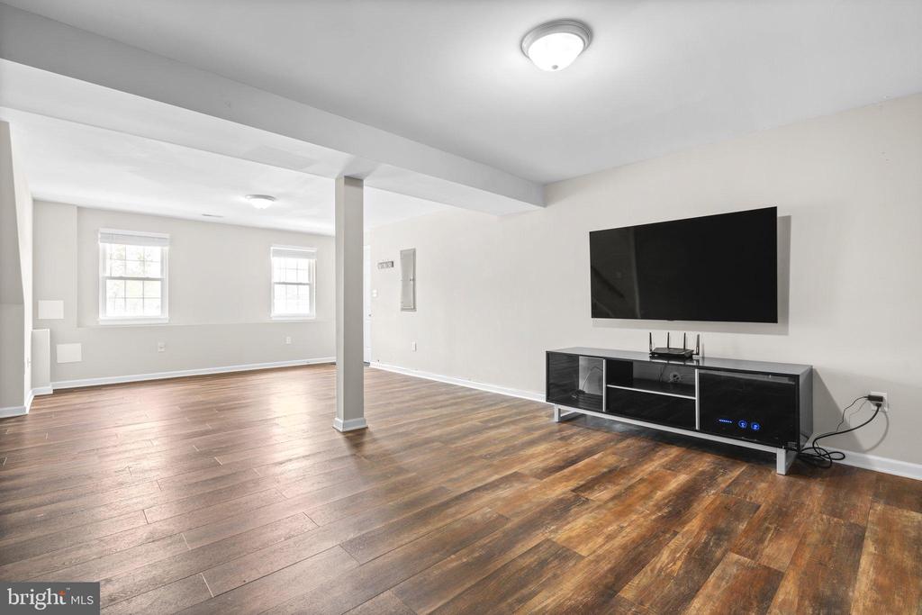 111 Gabriel Ct