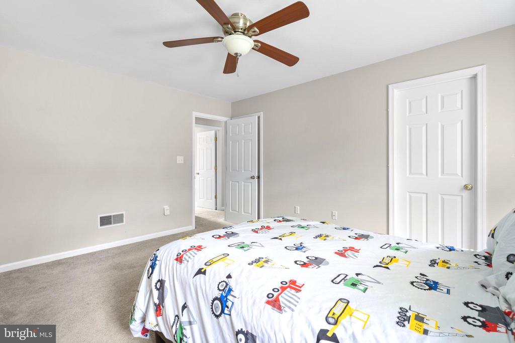 111 Gabriel Ct