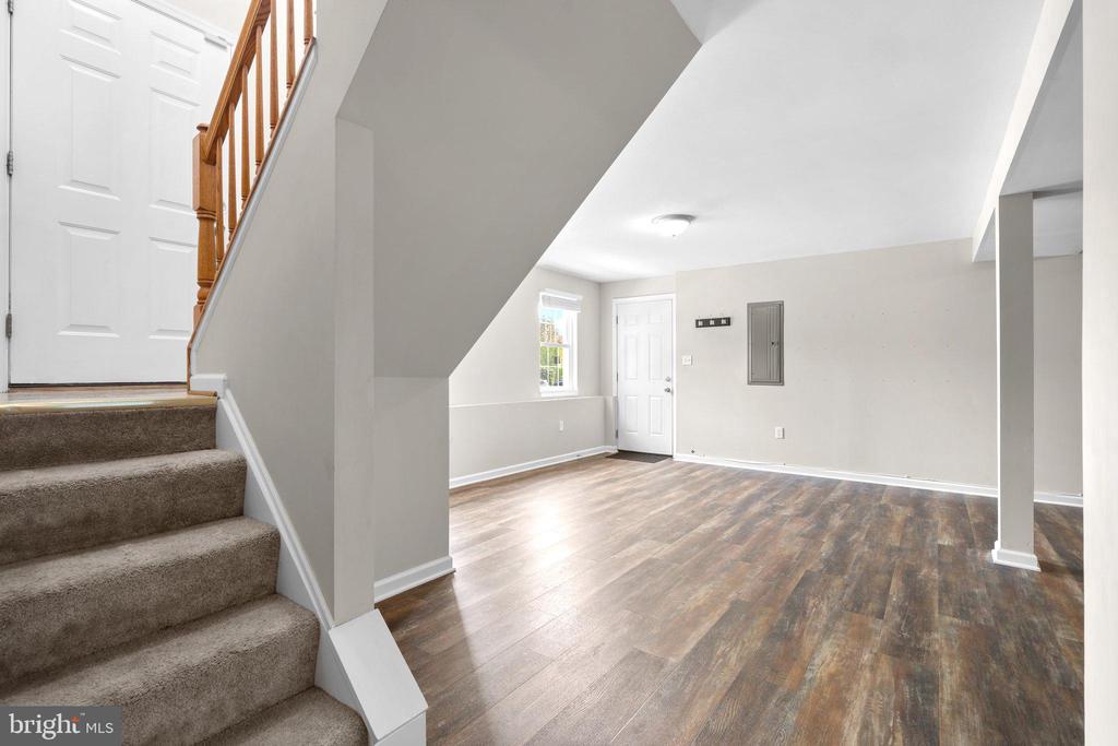 111 Gabriel Ct