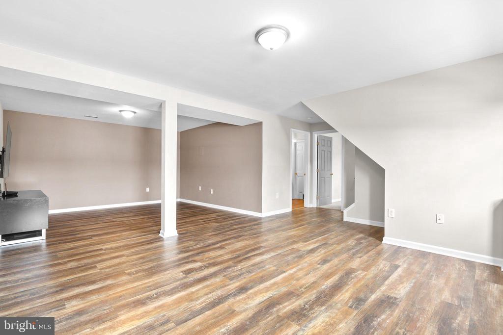 111 Gabriel Ct