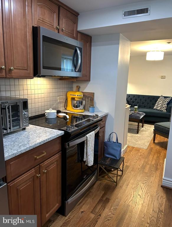 37 S PROSPECT ST #101