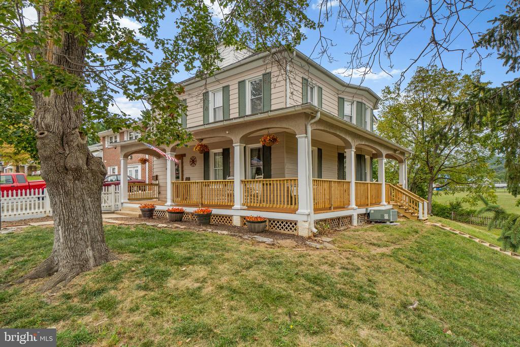 409 N MAIN STREET