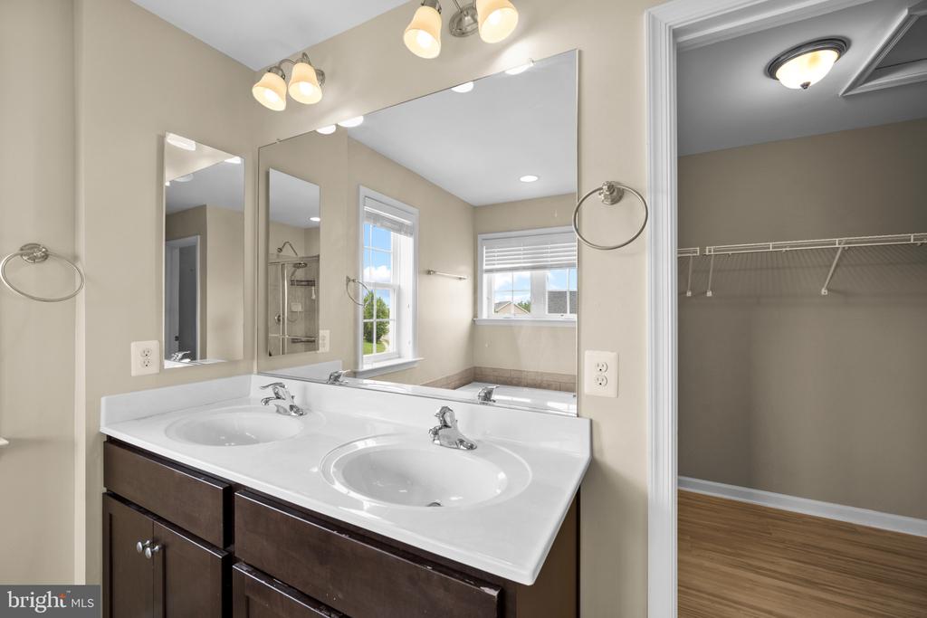 9424 MORNING DEW DRIVE