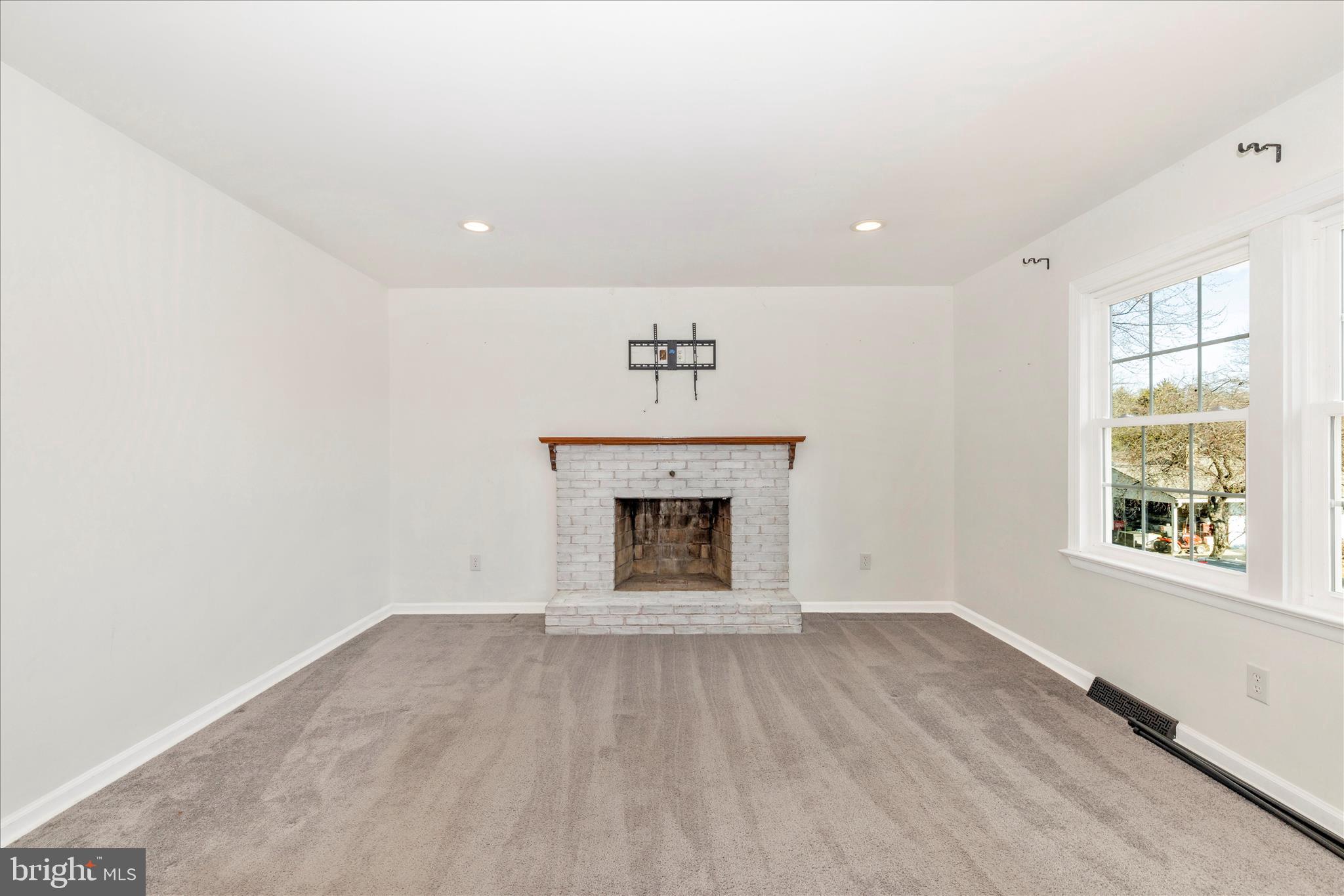 17818 STONE VALLEY CIRCLE