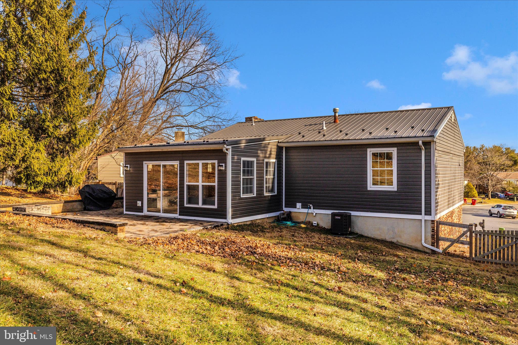 17818 STONE VALLEY CIRCLE