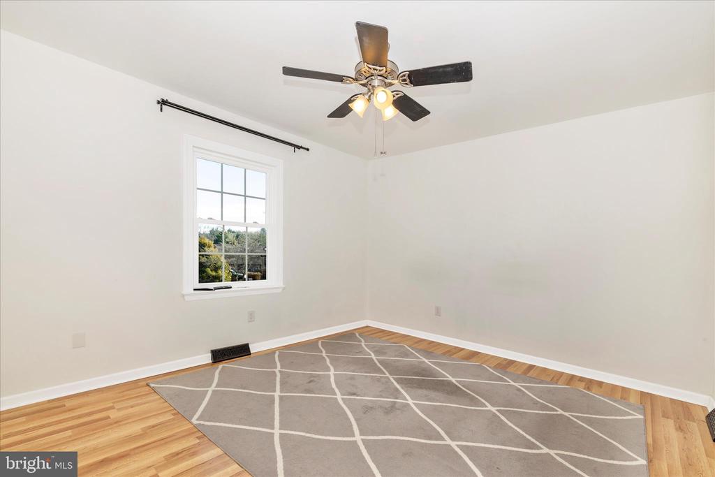 17818 STONE VALLEY CIRCLE