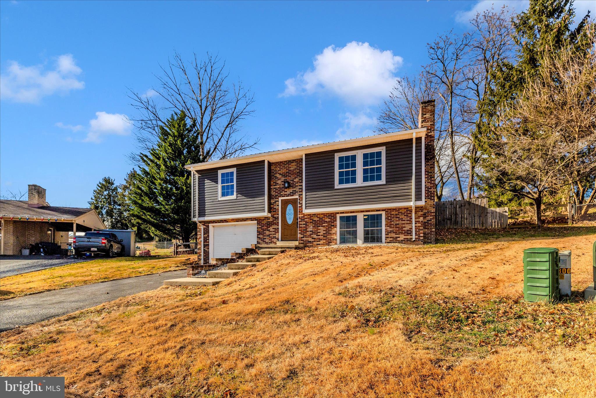 17818 STONE VALLEY CIRCLE