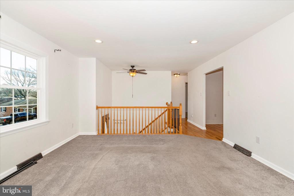 17818 STONE VALLEY CIRCLE