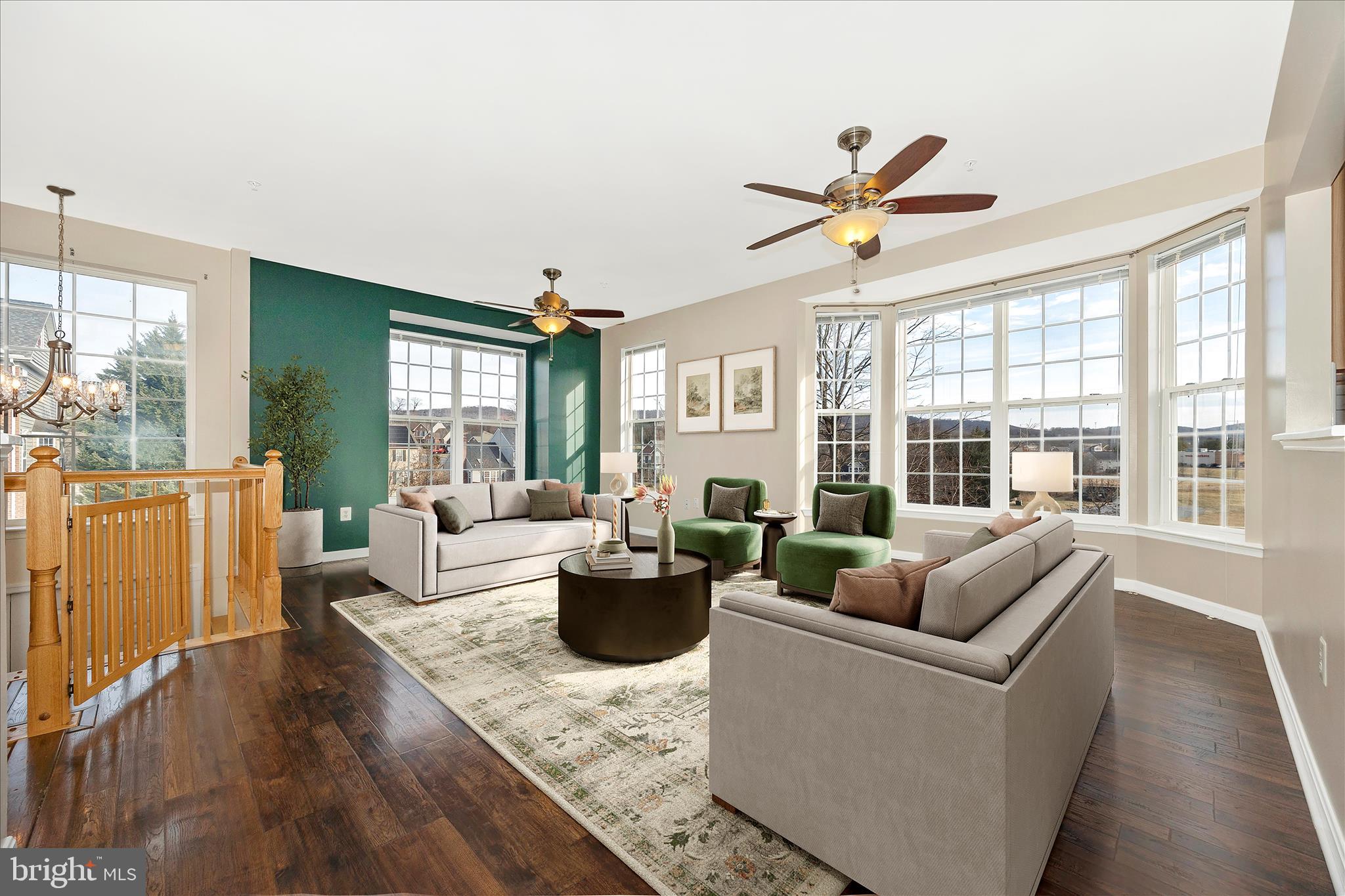 100 GREEN FERN CIRCLE