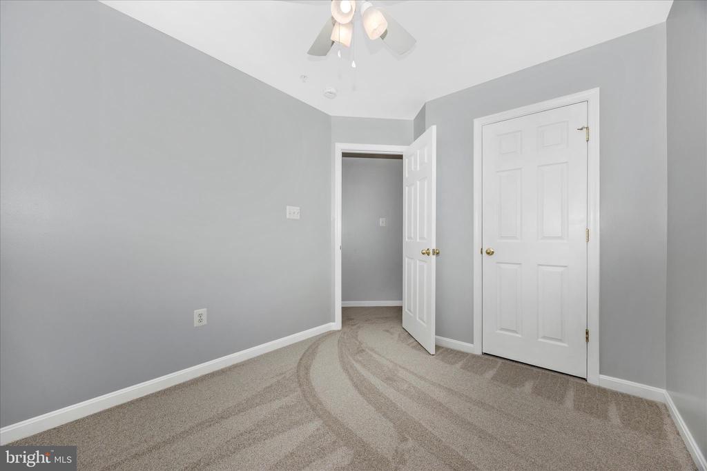 100 GREEN FERN CIRCLE