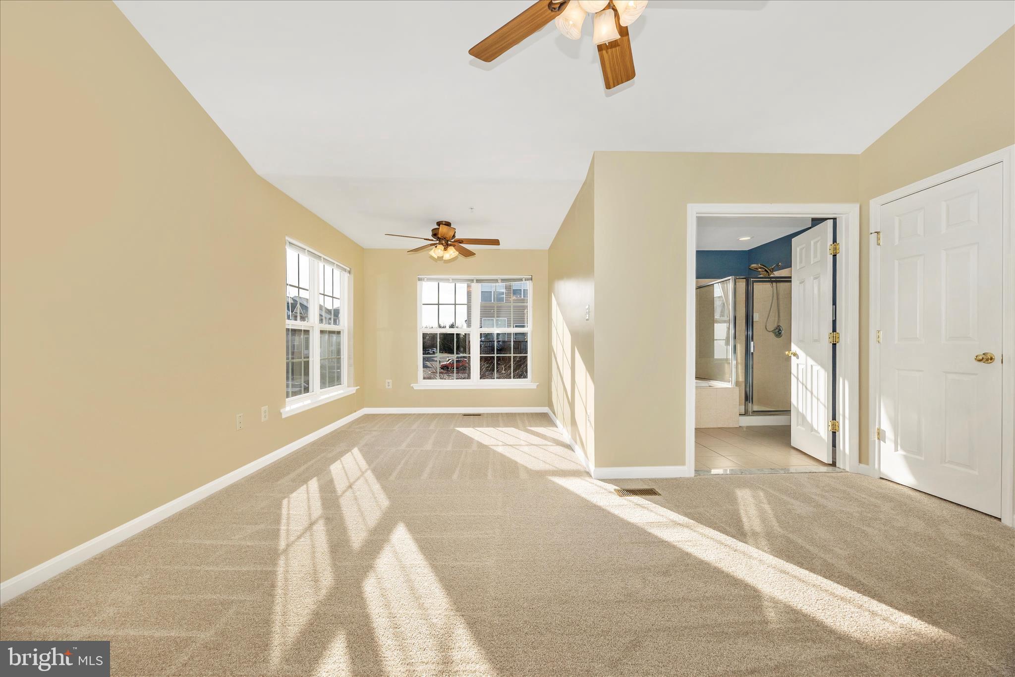 100 GREEN FERN CIRCLE