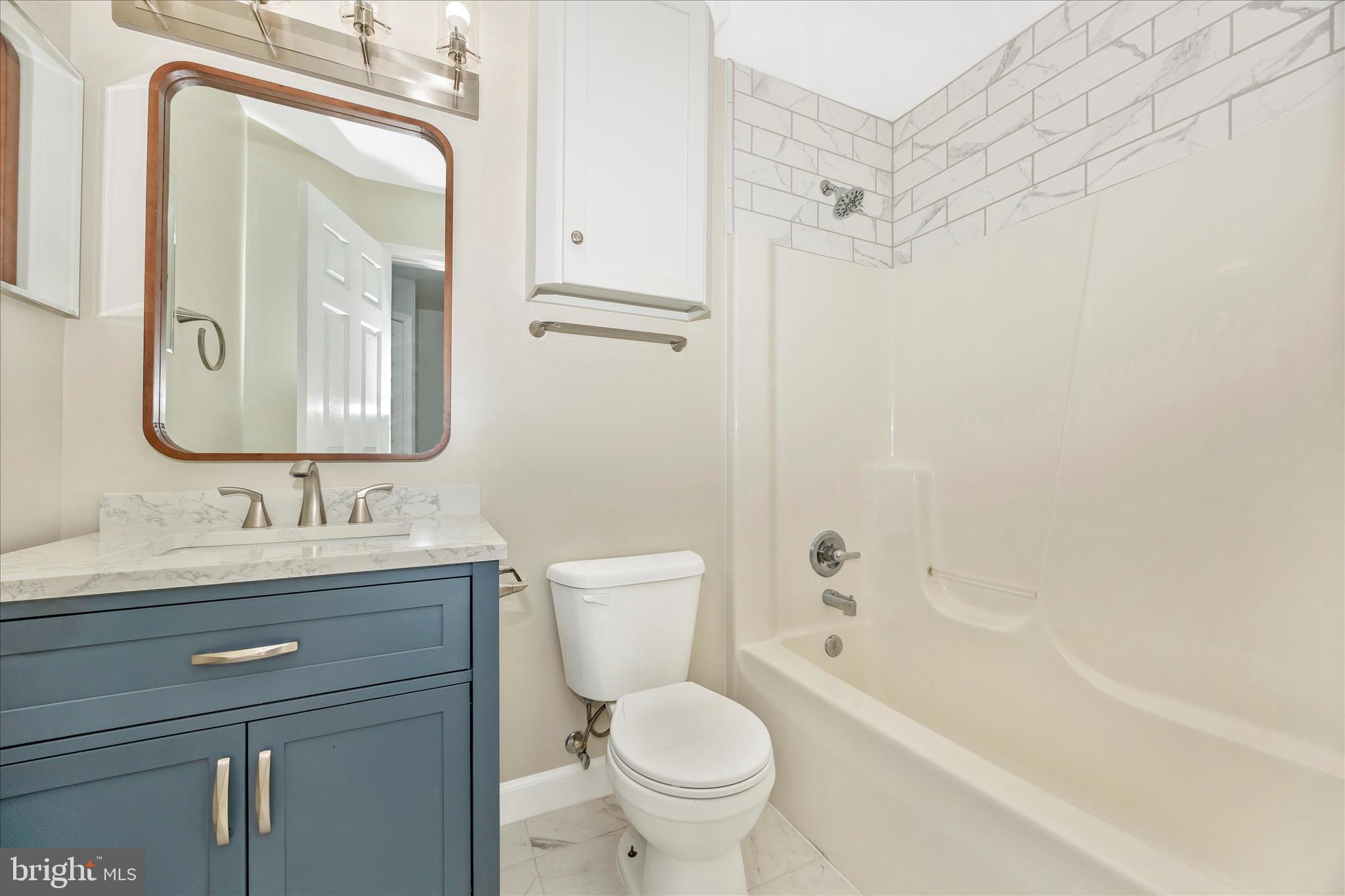 100 GREEN FERN CIRCLE