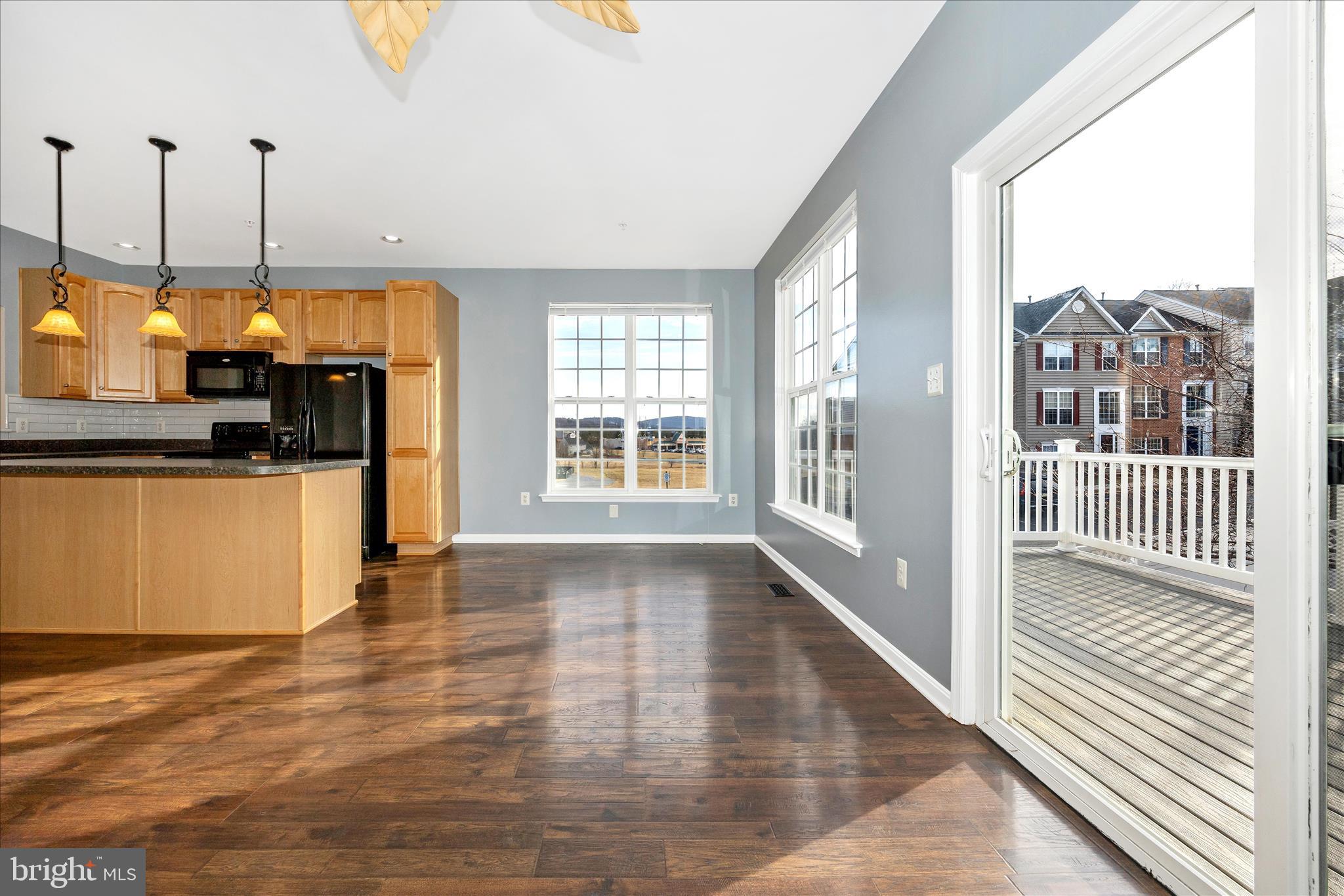 100 GREEN FERN CIRCLE