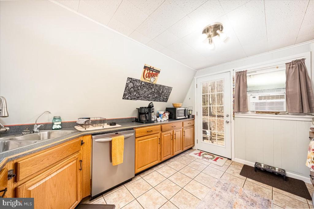 14141 ROBERTS ROAD