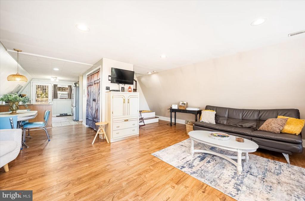 14141 ROBERTS ROAD