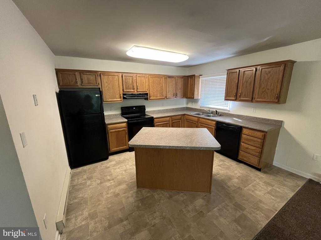 1246 PINECREST AVENUE 1248