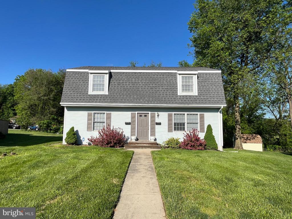 1246 PINECREST AVENUE 1248