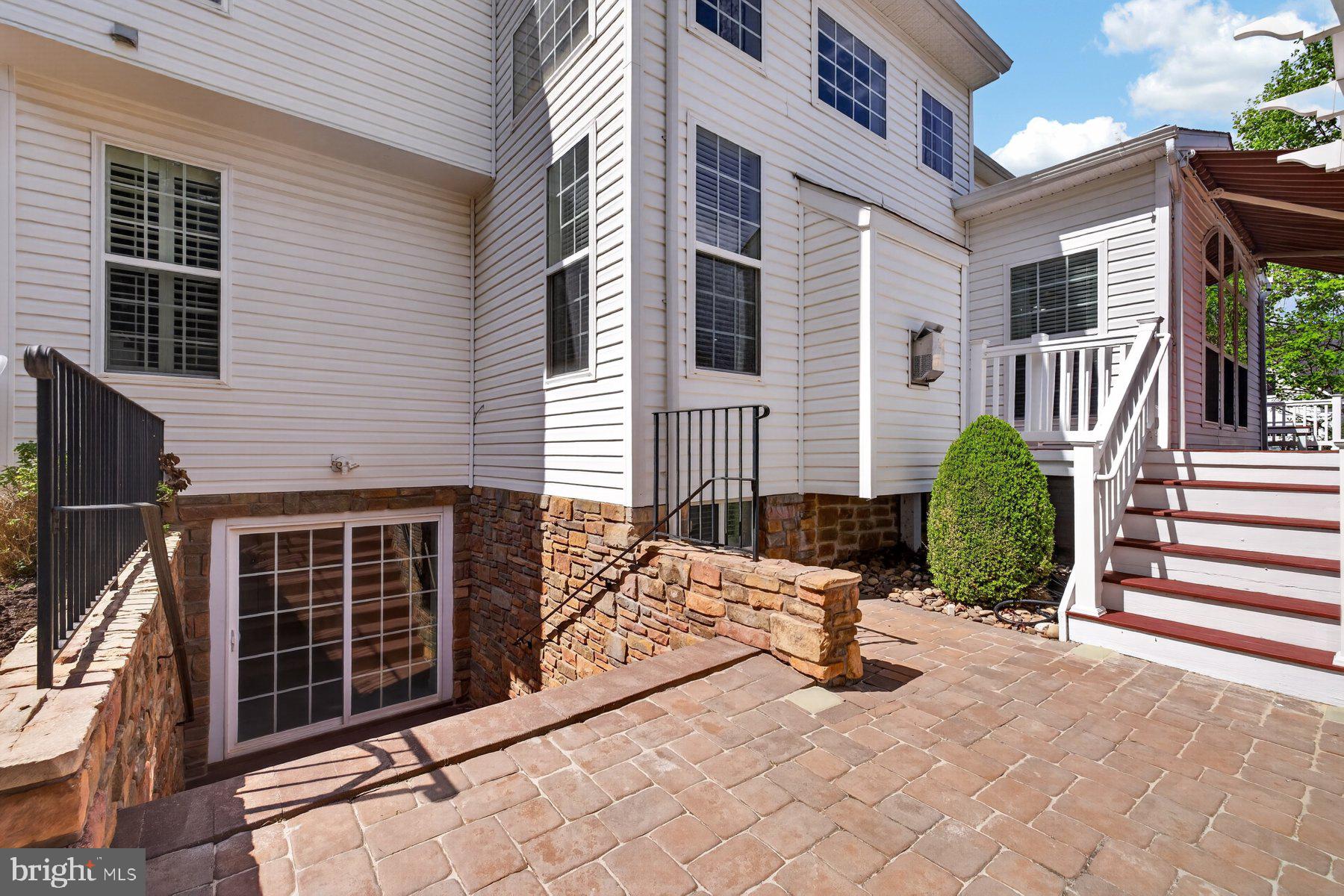 19103 RED MAPLE DRIVE