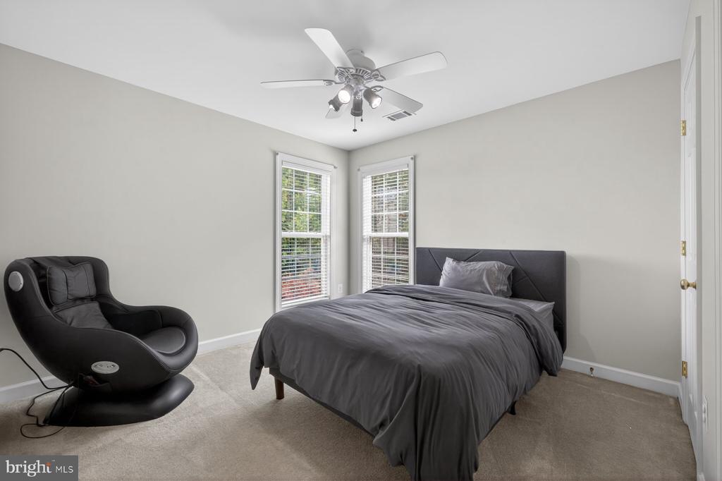 19103 RED MAPLE DRIVE