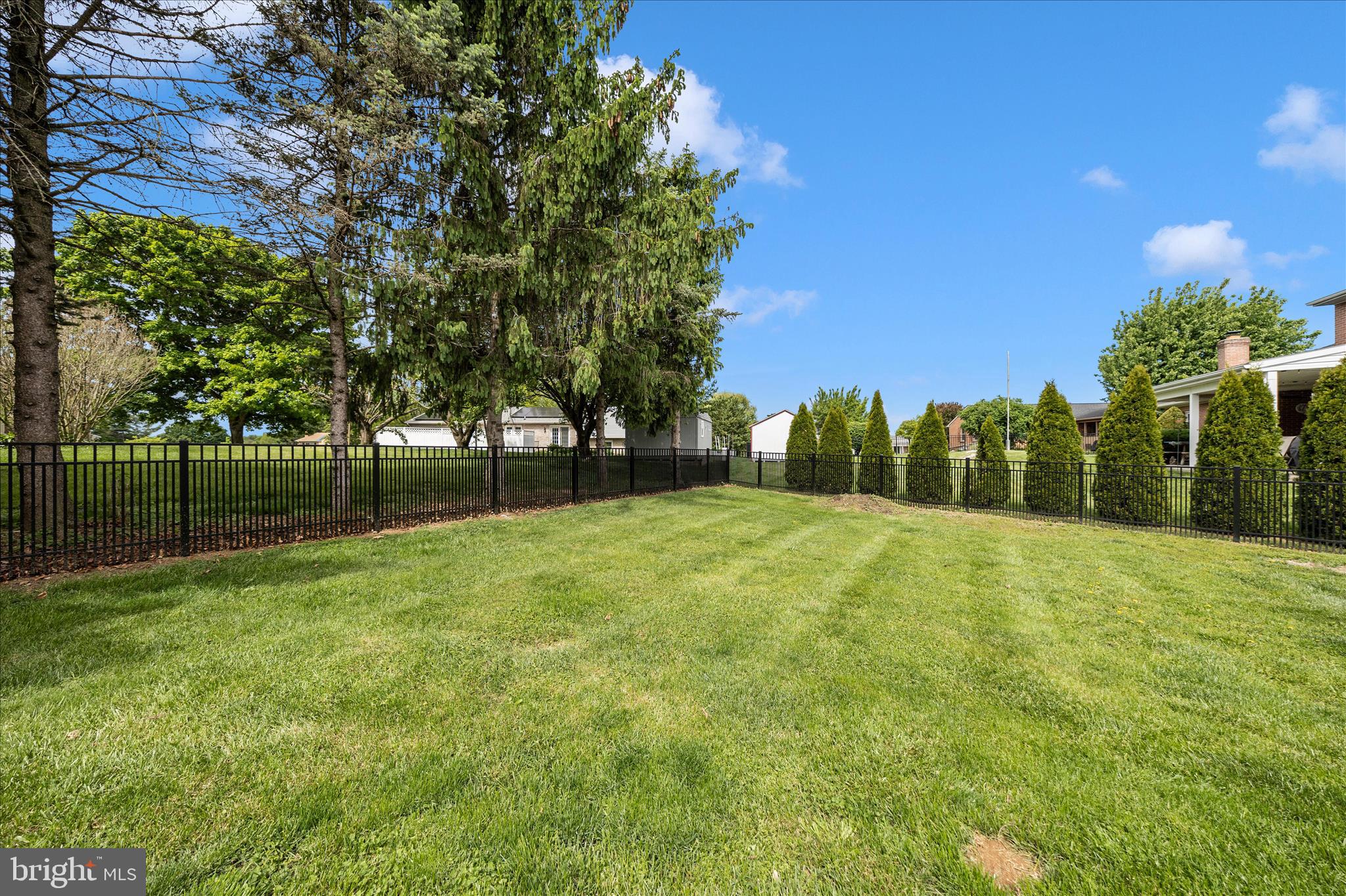 21 CARRIAGE HILL DRIVE