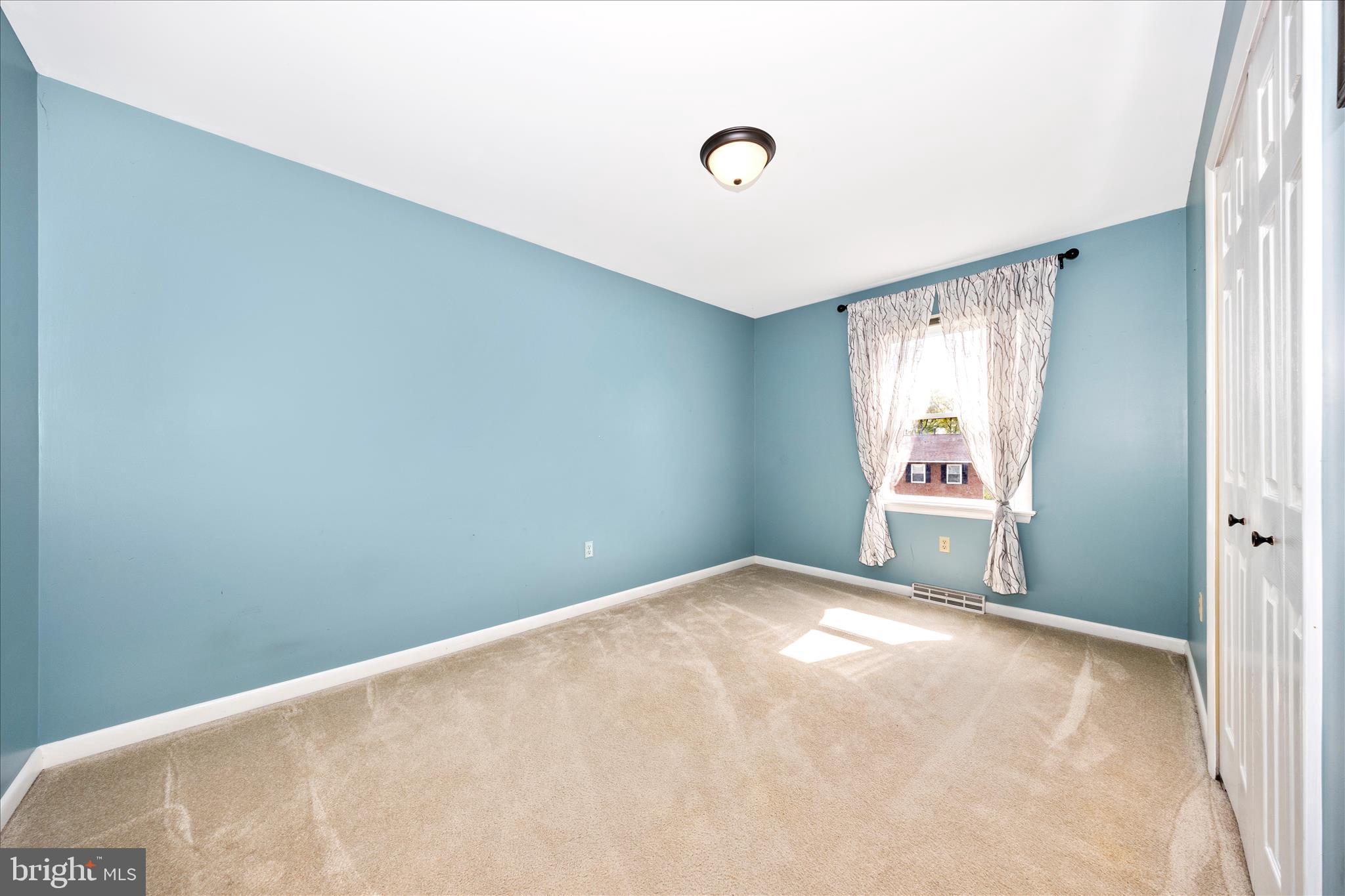 21 CARRIAGE HILL DRIVE