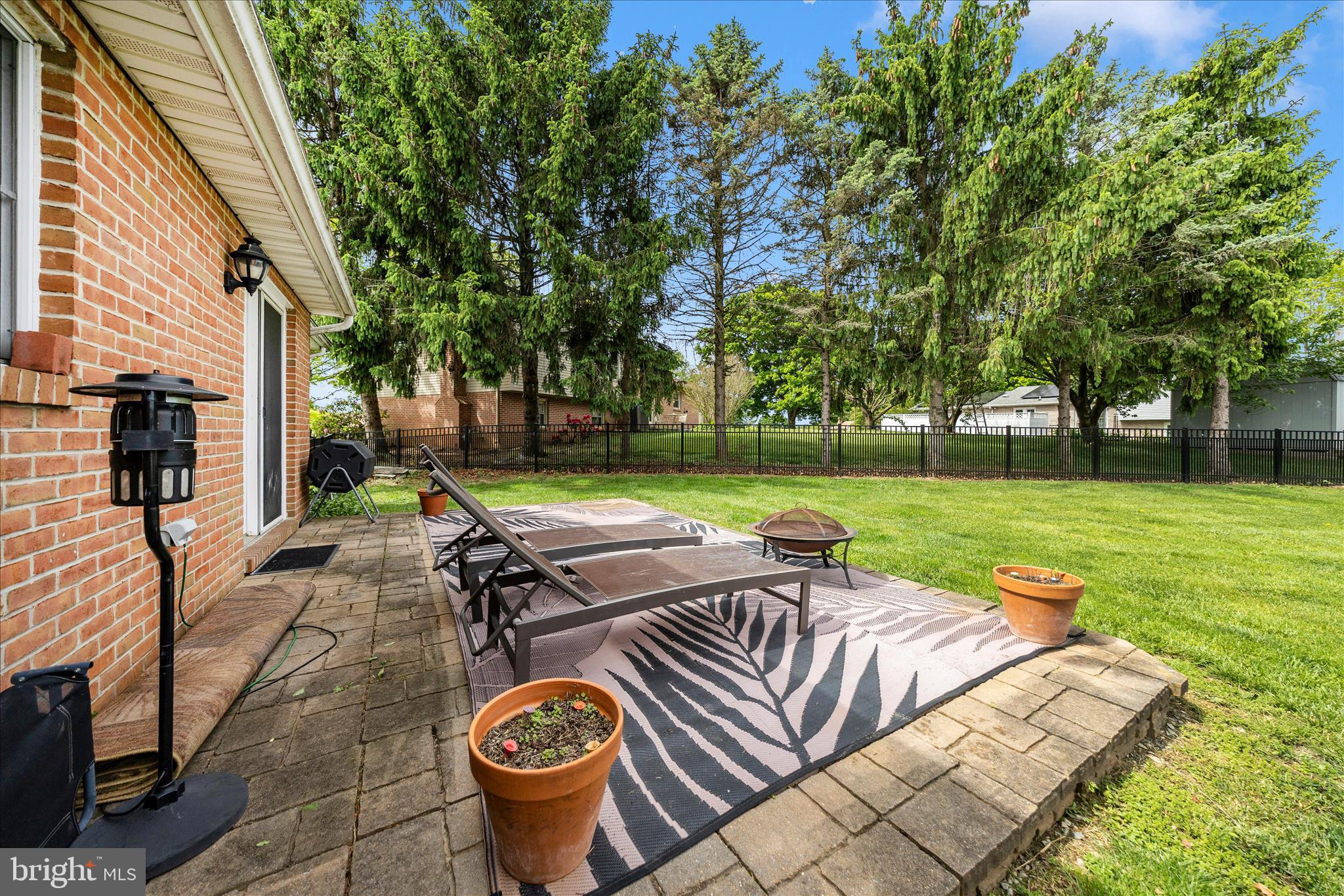 21 CARRIAGE HILL DRIVE