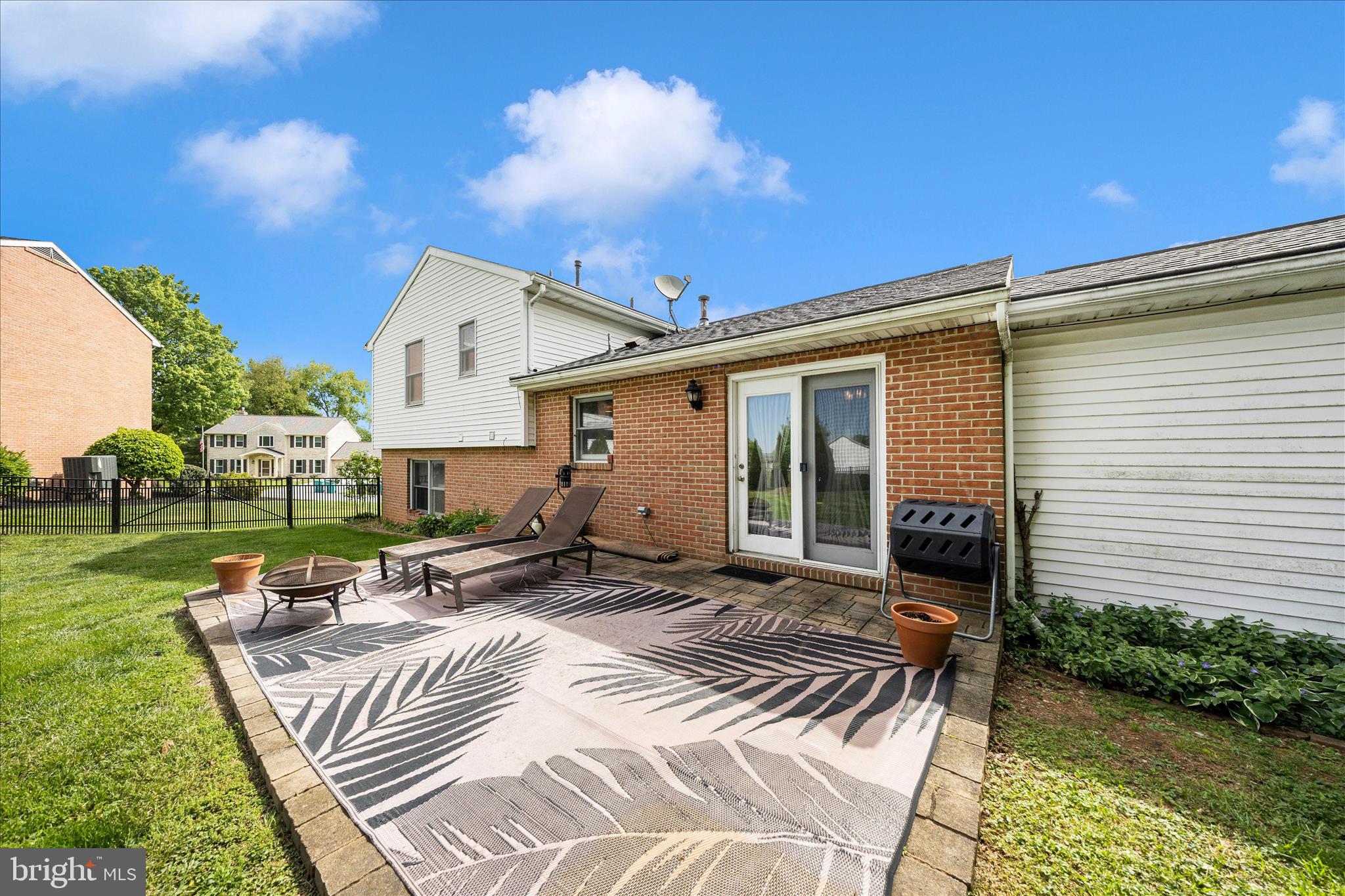 21 CARRIAGE HILL DRIVE