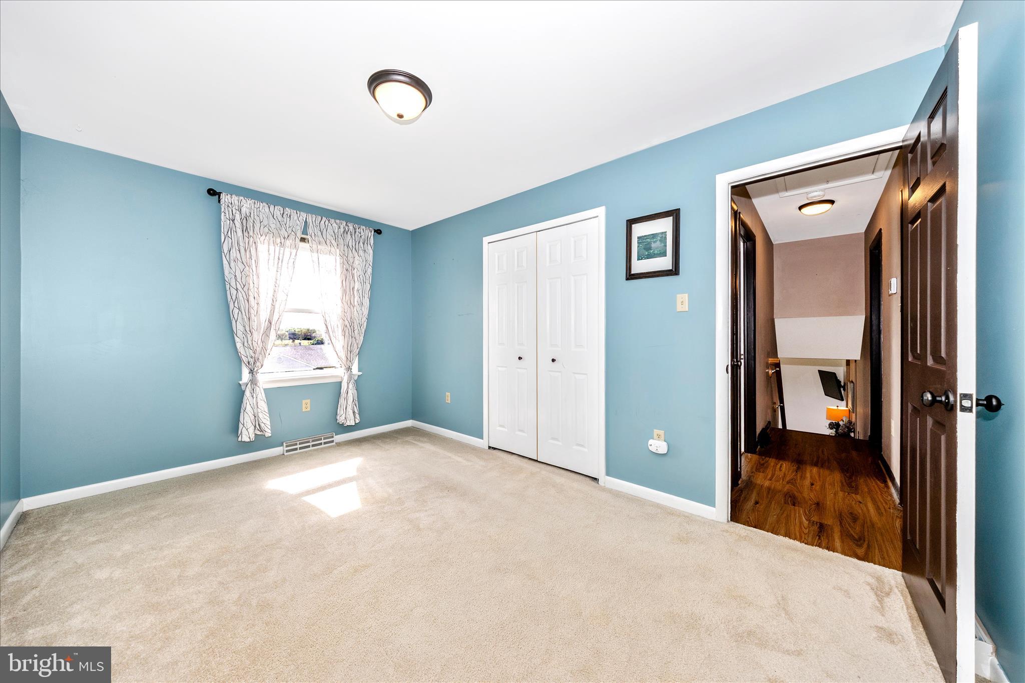 21 CARRIAGE HILL DRIVE