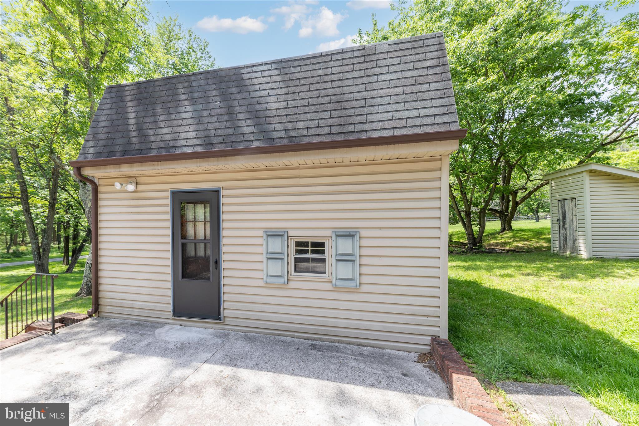 3020 CHESTNUT GROVE ROAD