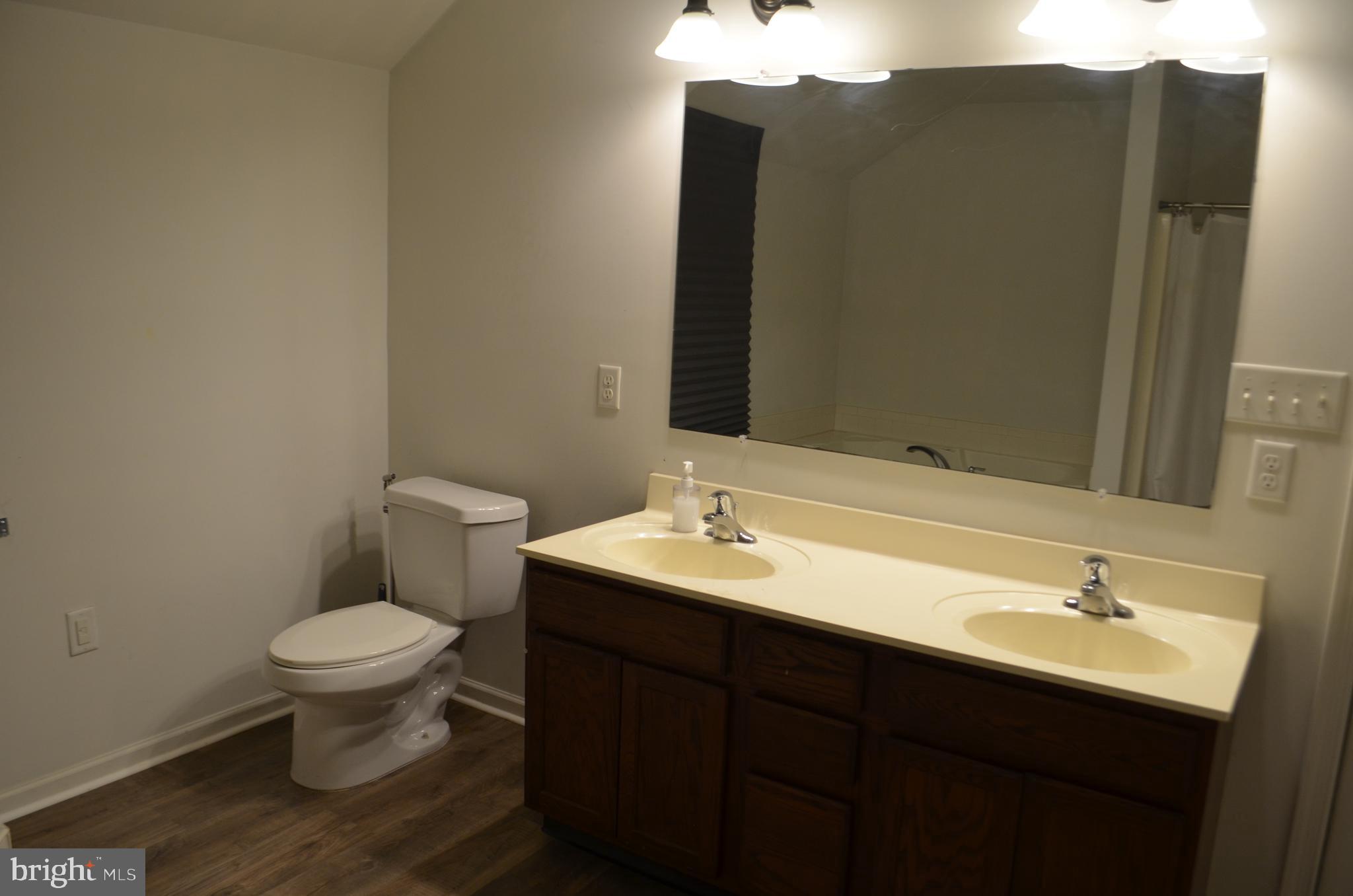 12113 FALLEN TIMBERS CIRCLE
