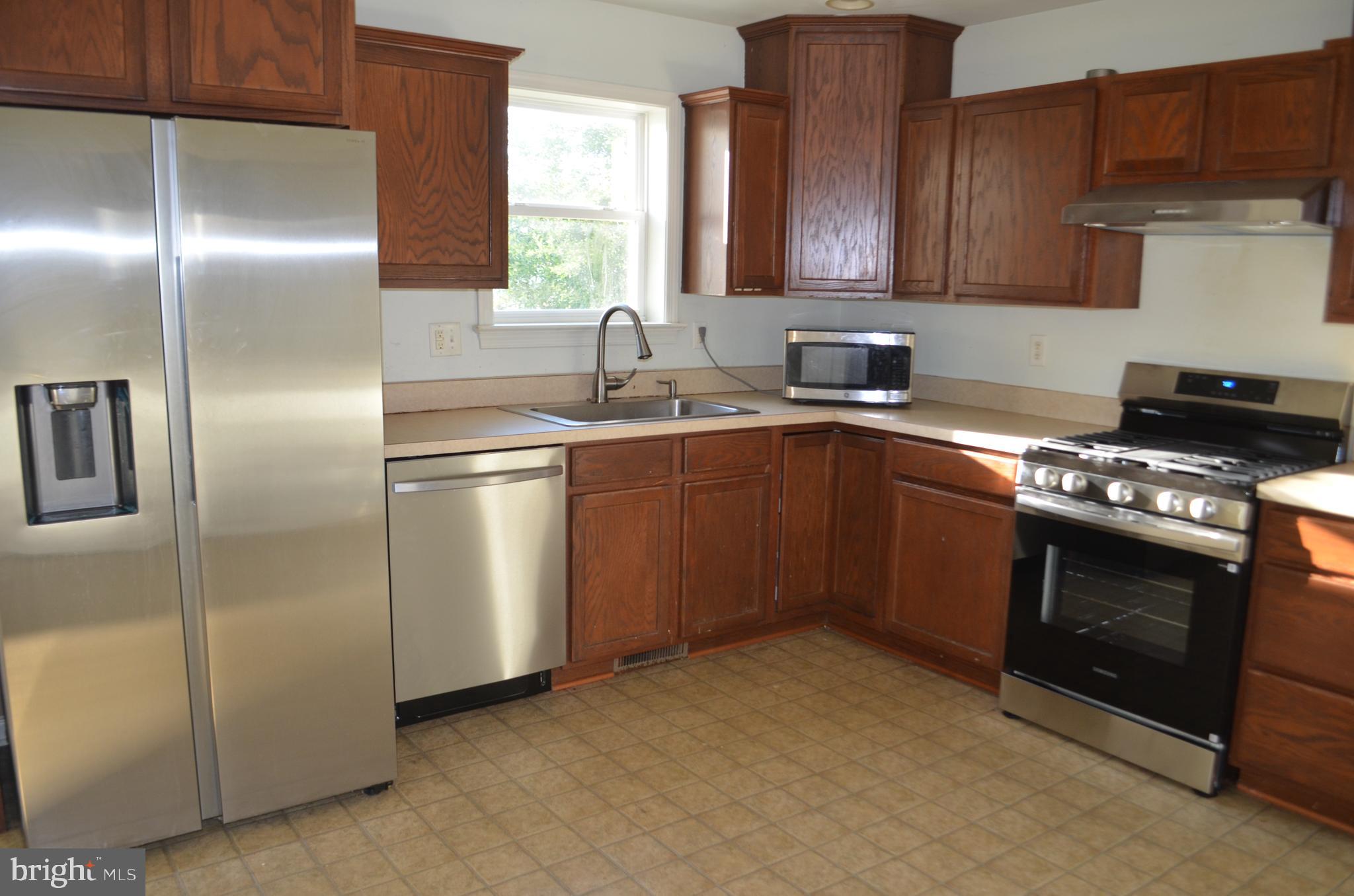 12113 FALLEN TIMBERS CIRCLE
