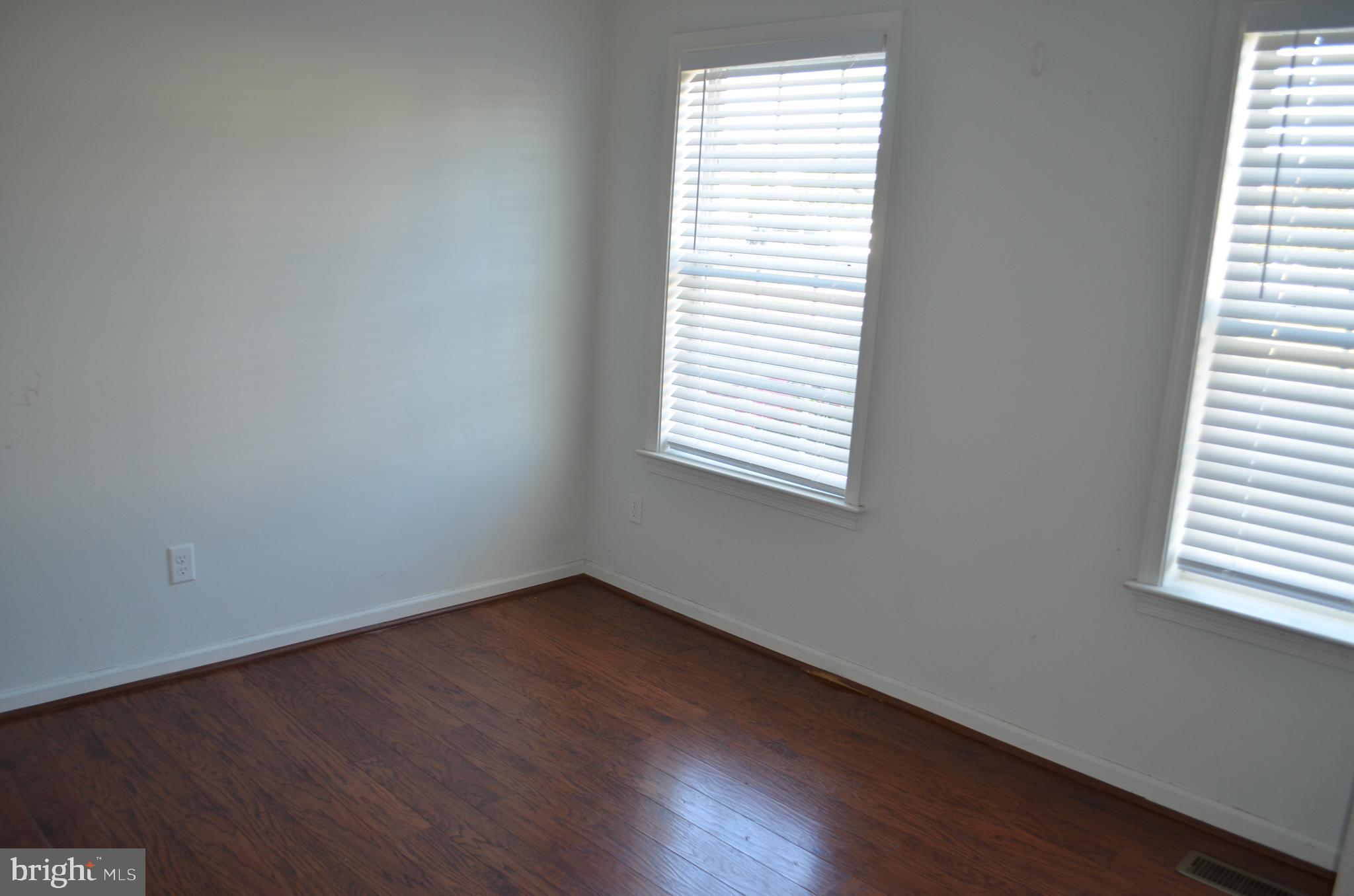 12113 FALLEN TIMBERS CIRCLE