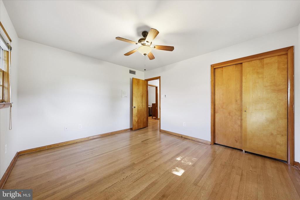 216 JACKSON AVENUE
