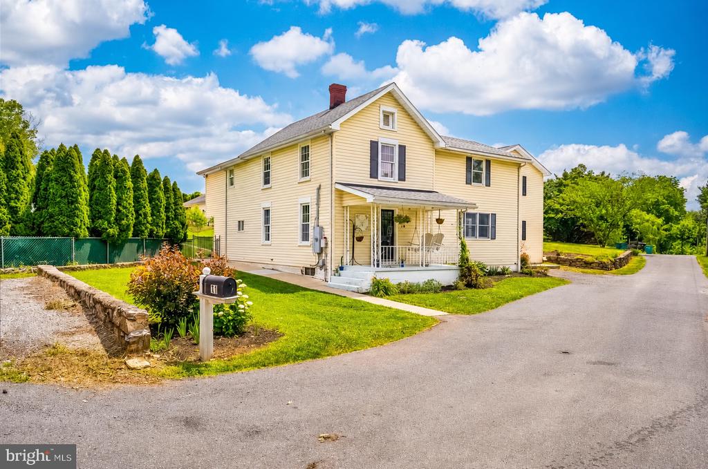 11 MOUNT HEBRON ROAD