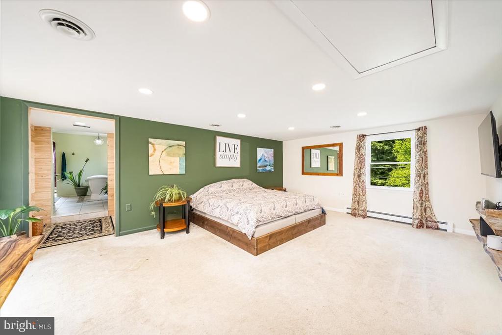 11 MOUNT HEBRON ROAD