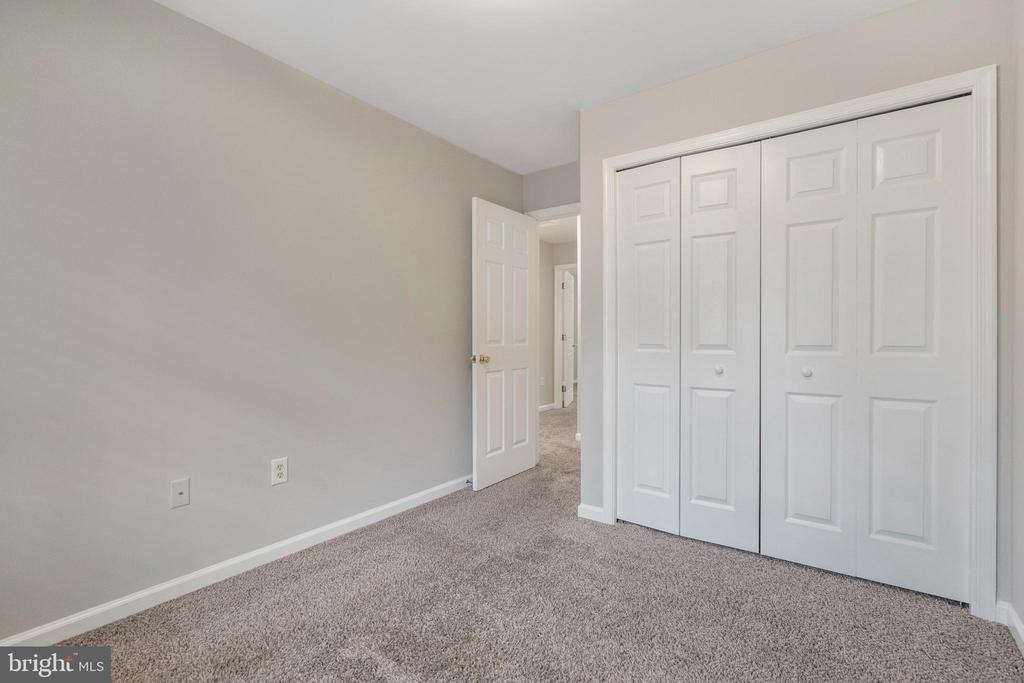 10121 SAINT GEORGE CIRCLE