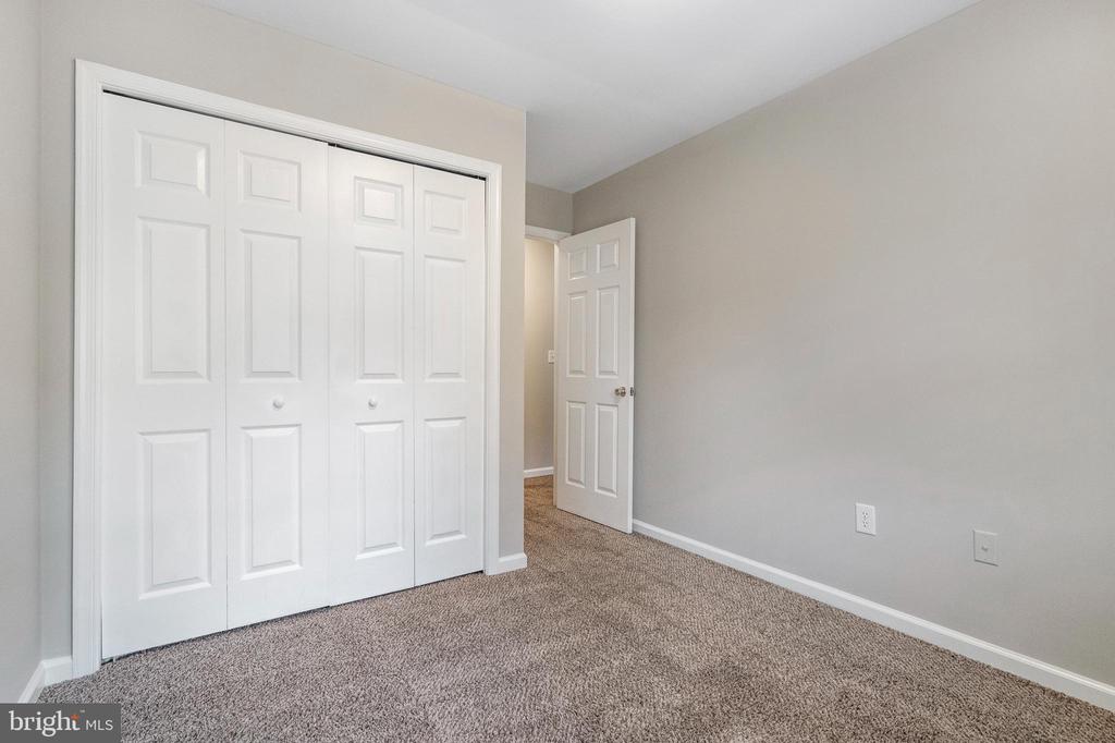 10121 SAINT GEORGE CIRCLE