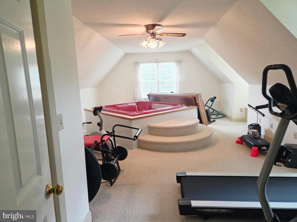 15613 NATURAL WELL ROAD
