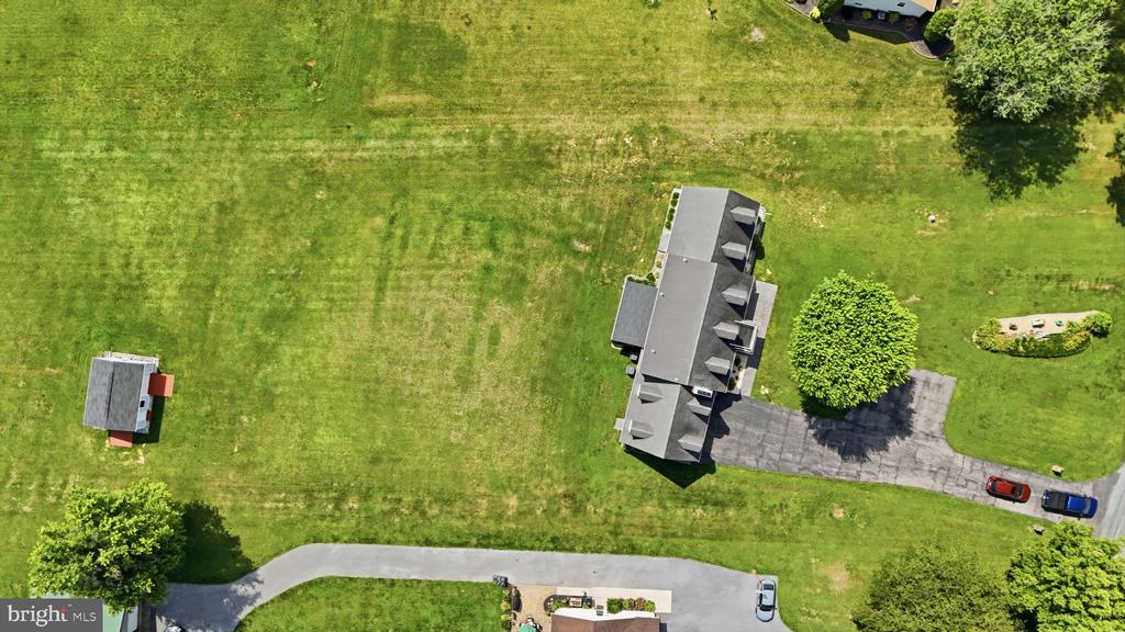 15613 NATURAL WELL ROAD