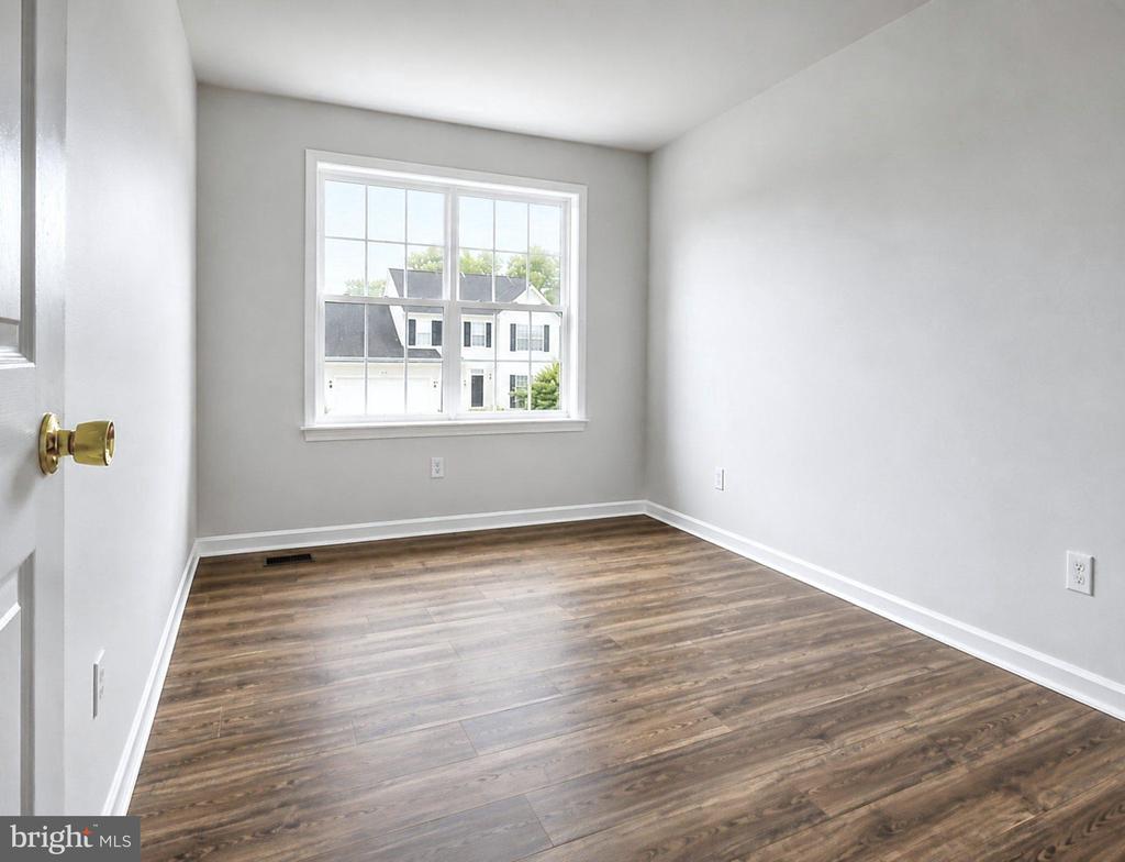 12113 FALLEN TIMBERS CIRCLE