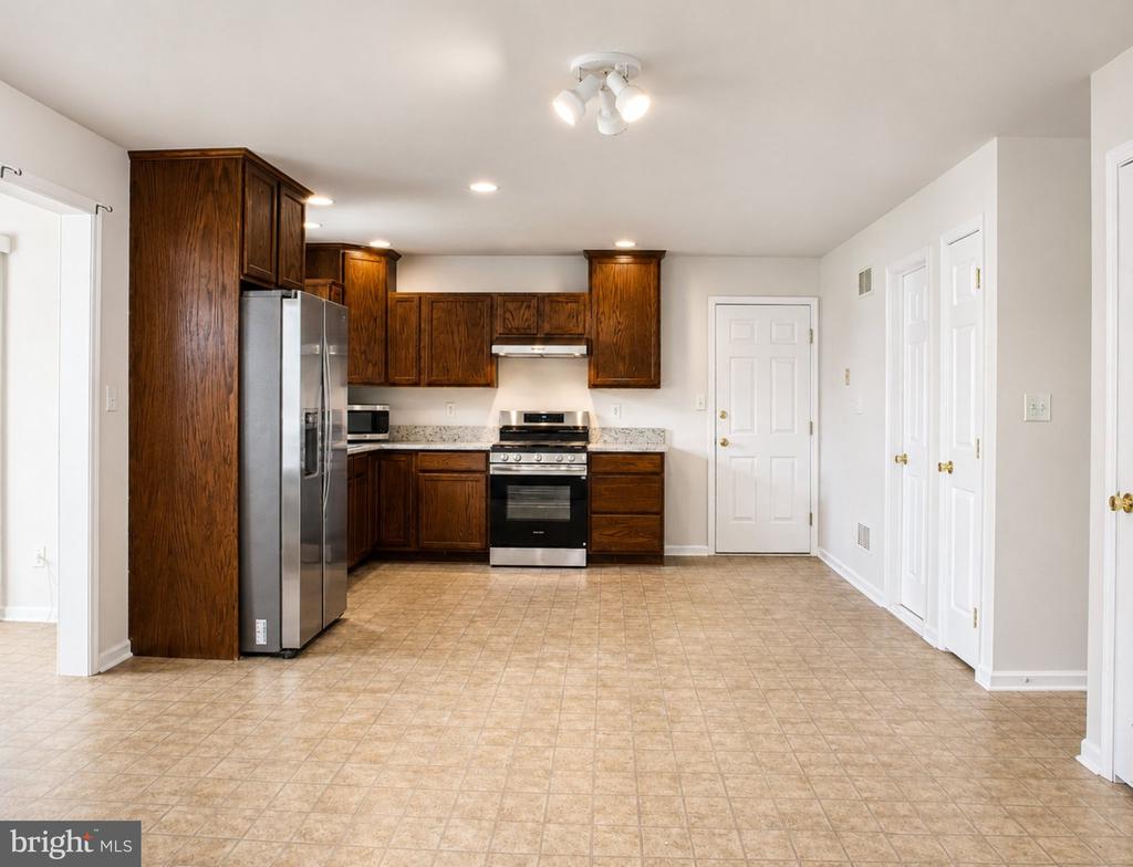 12113 FALLEN TIMBERS CIRCLE