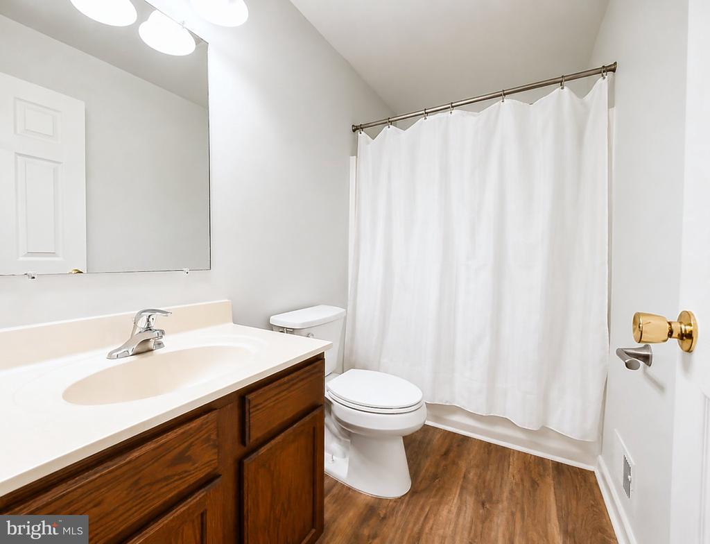12113 FALLEN TIMBERS CIRCLE