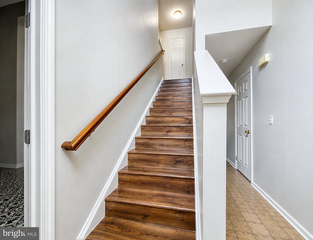 12113 FALLEN TIMBERS CIRCLE
