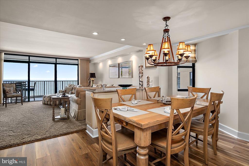 11400 COASTAL HIGHWAY Unit: 7J