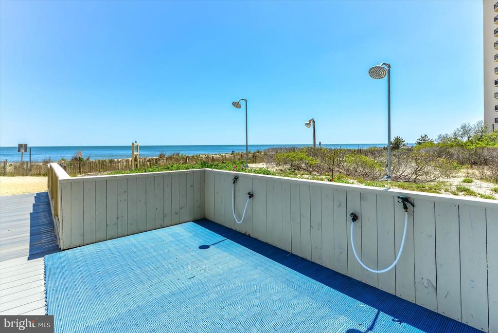 11400 COASTAL HIGHWAY Unit: 7J