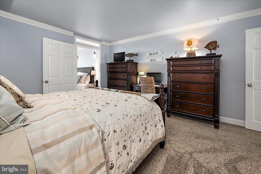 11400 COASTAL HIGHWAY Unit: 7J
