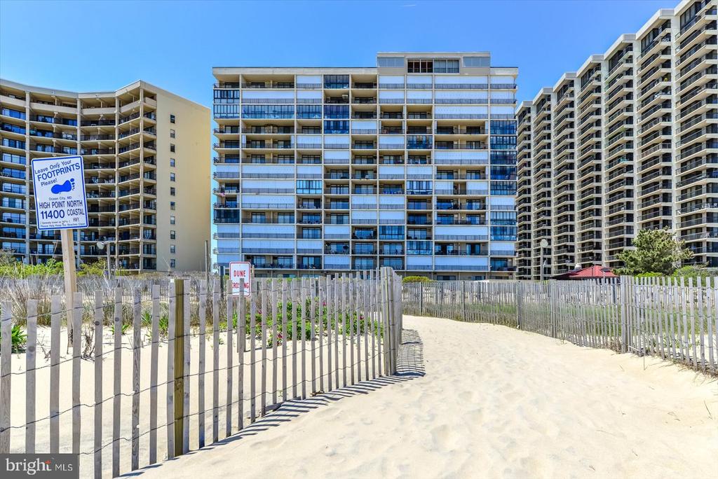 11400 COASTAL HIGHWAY Unit: 7J