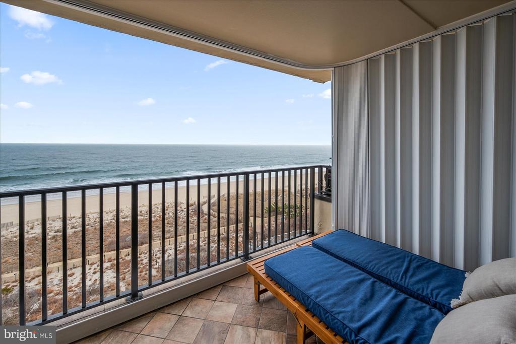 11400 COASTAL HIGHWAY Unit: 7J