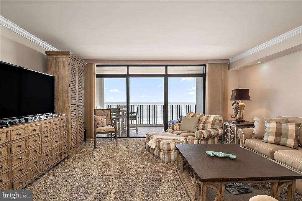 11400 COASTAL HIGHWAY Unit: 7J