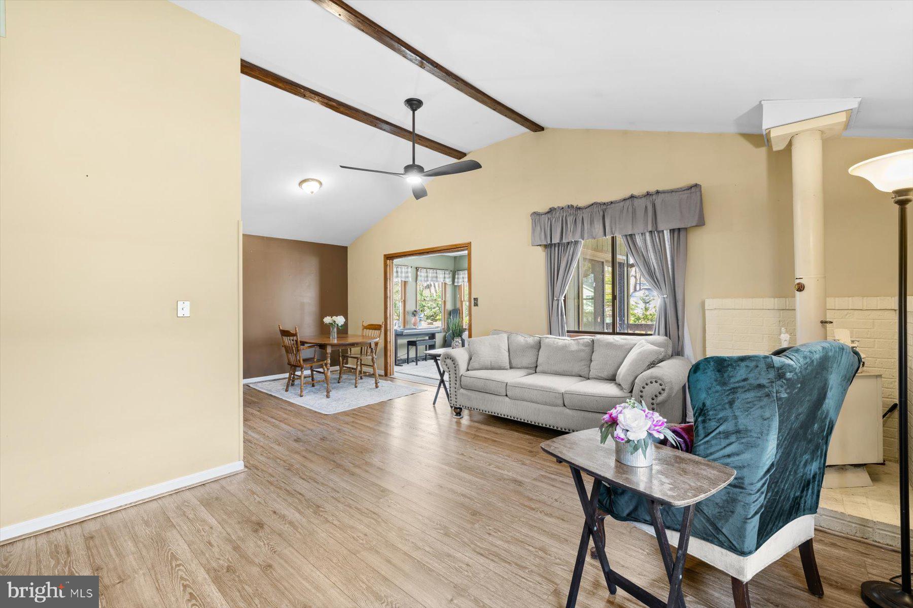 13 SLOOP LANE